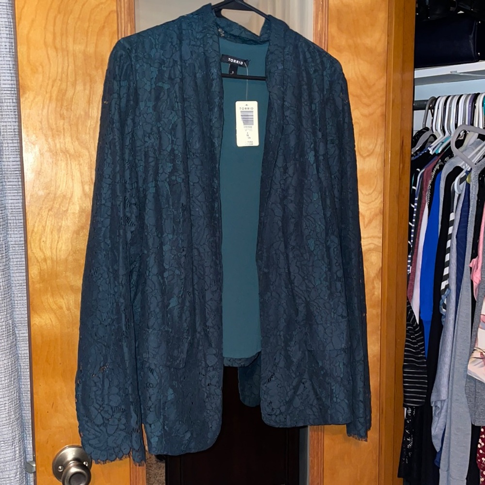 Black lace blazer from torrid size 3